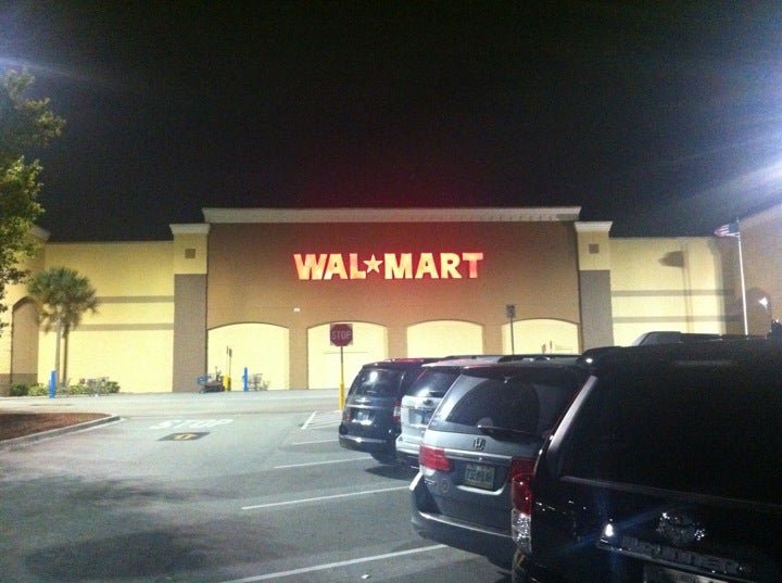 Walmart Supercenter, 3250 Vineland Rd, Kissimmee, FL, Garden Centers