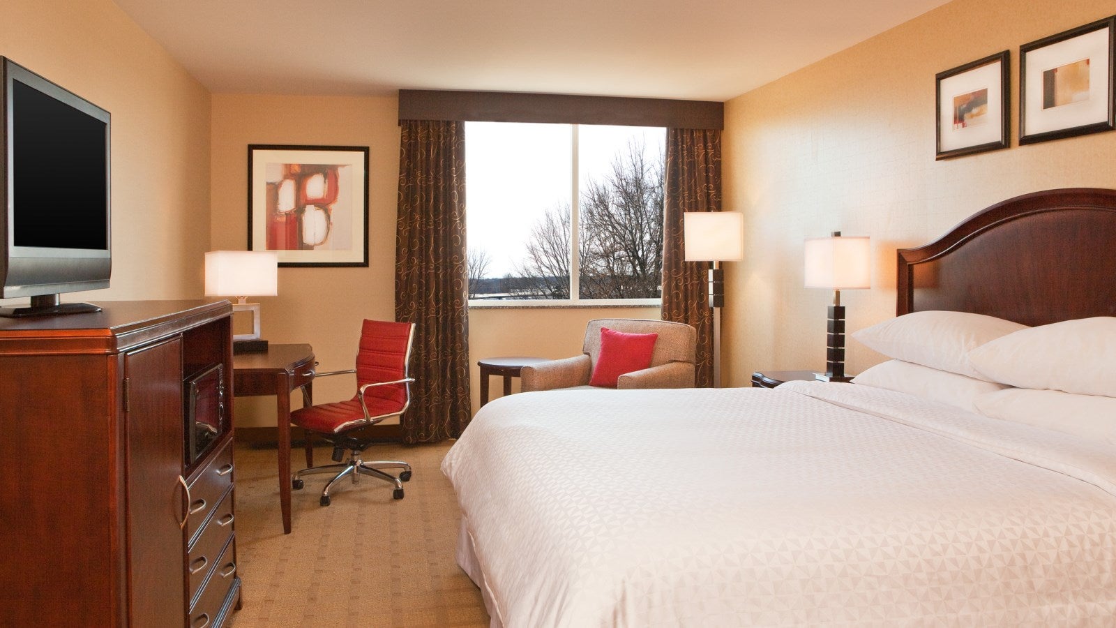 Four Points by Sheraton, 3600 E Cork St, Kalamazoo, MI, Hotels and