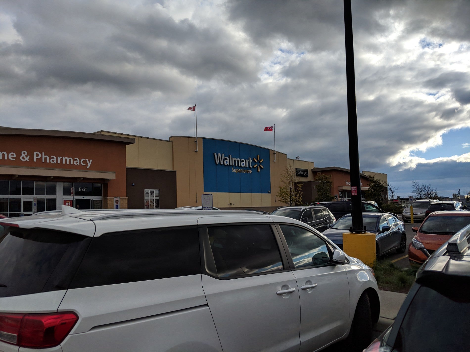 Walmart Supercentre, 1500 Dundas Street East, Mississauga, Ontario
