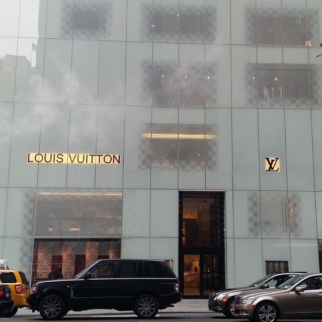 Louis Vuitton New York Saks Fifth Ave, fur and leather shop, United States,  New York, 611 Fifth Avenue, 1st floor, 1st floor — Yandex Maps
