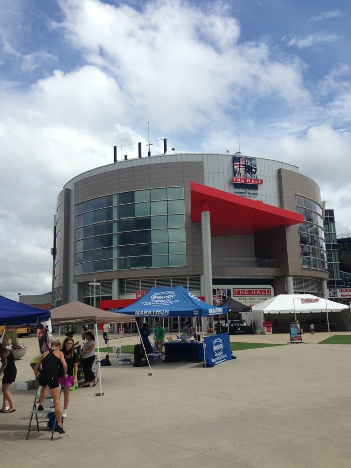 Patriot Place - Patriots ProShop tent sale starts