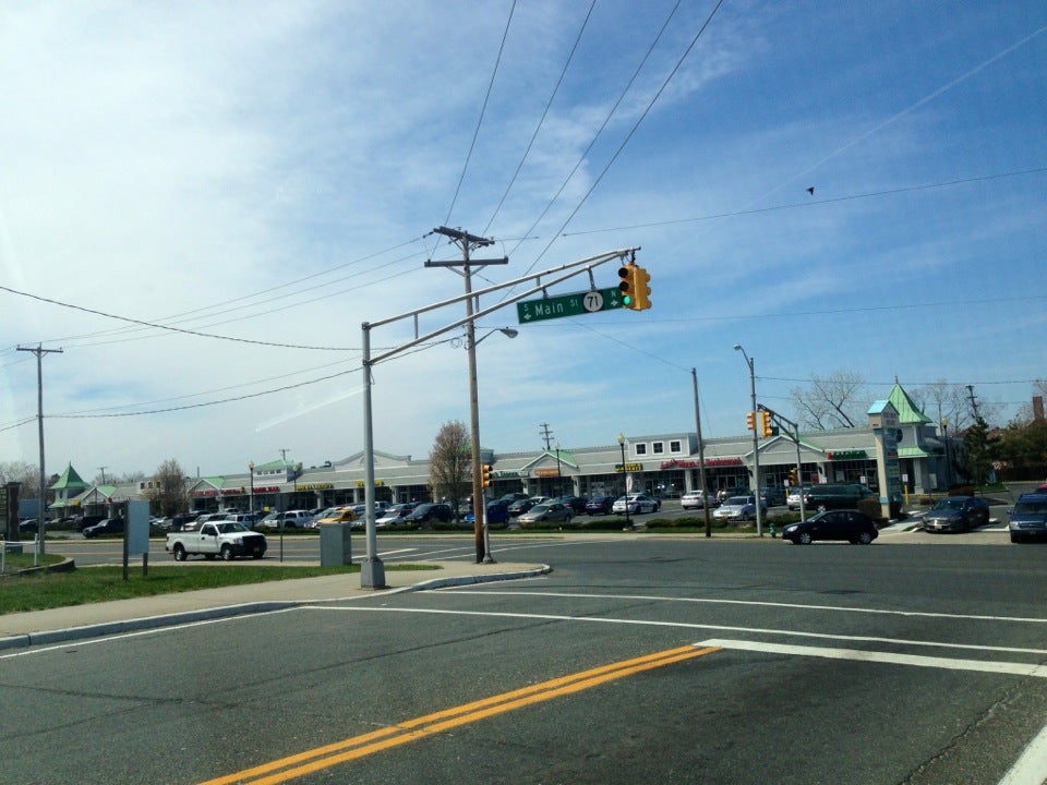 Maidenform Outlet at Jersey Shore Premium Outlets® - A Shopping Center in  Tinton Falls, NJ - A Simon Property