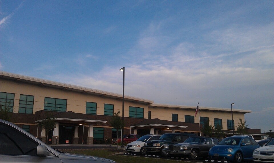 Kingsport Aquatic Center, 1820 Meadowview Pkwy, Kingsport, TN, Swimming