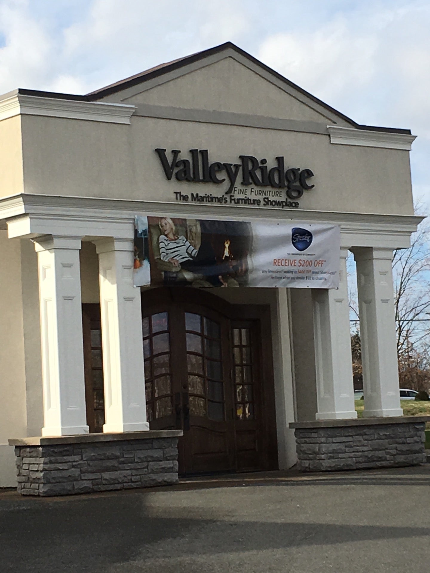 Valley Ridge Furniture, 3672 Woodstock Road, 102, Island View, New Brunswick  - MapQuest