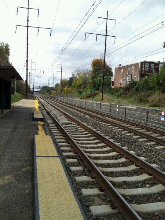 SEPTA Sharon Hill Regional Rail Station, 414 Sharon Ave, Sharon Hill
