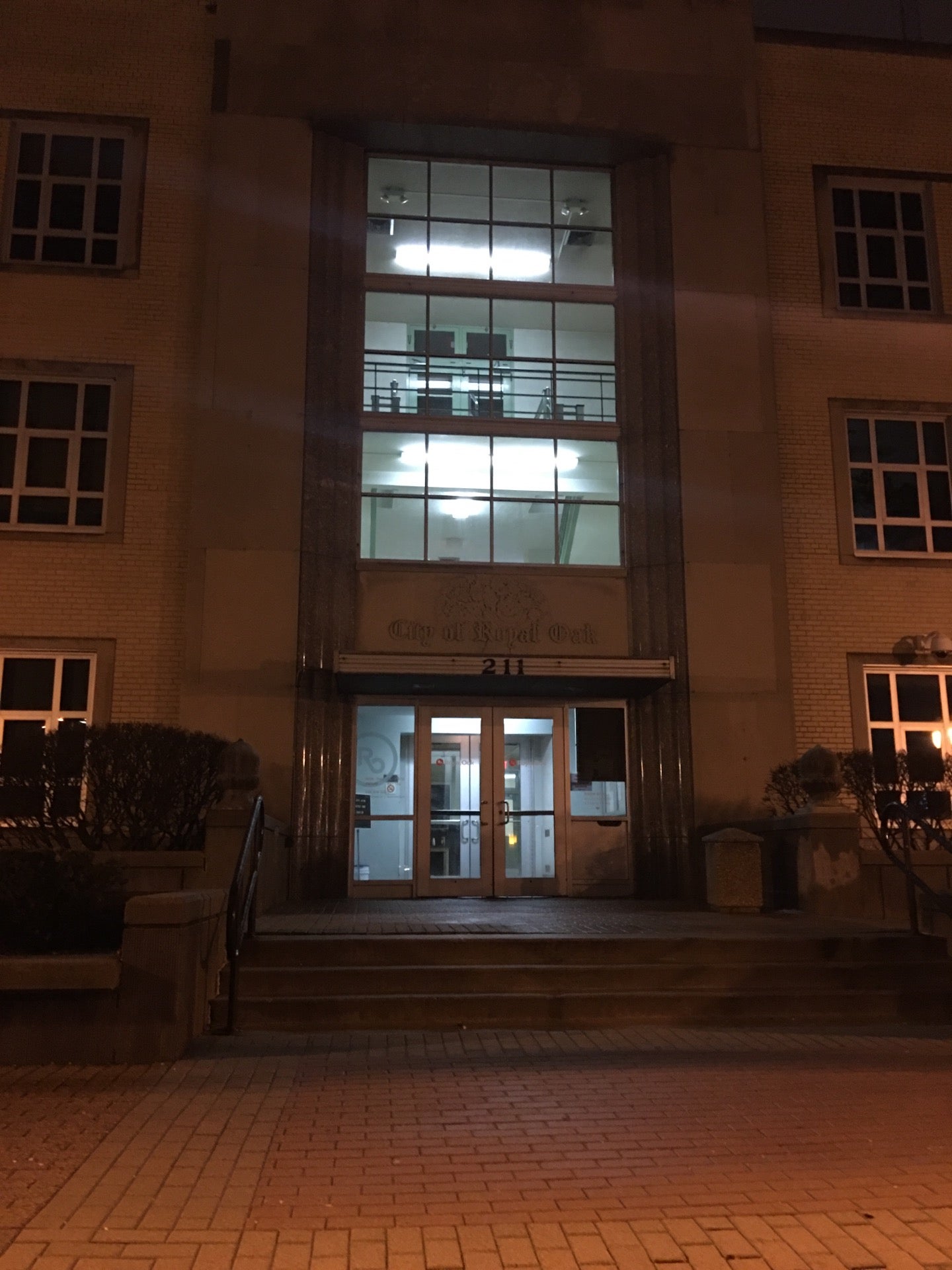 Royal Oak City Hall, 211 S Williams St, Royal Oak, MI MapQuest