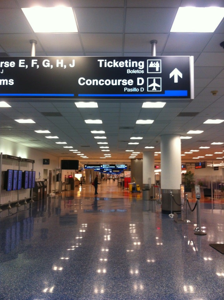 Fort Lauderdale/Hollywood International Airport (FLL), 320 Terminal Dr ...