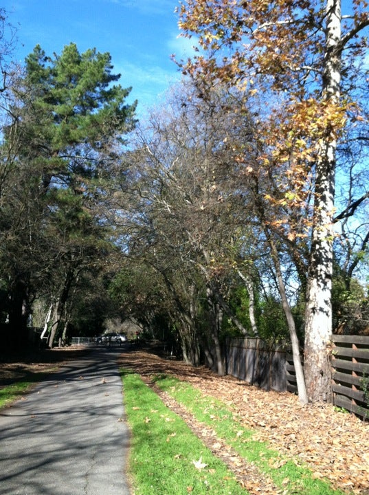 Iron Horse Trail at Del Amigo, Danville, CA MapQuest