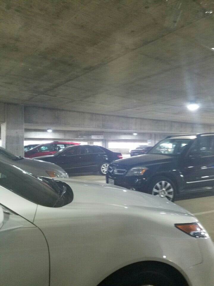 Dallas Love Field Valet-Parking Garage, 8008 Herb Kelleher Way, Dallas
