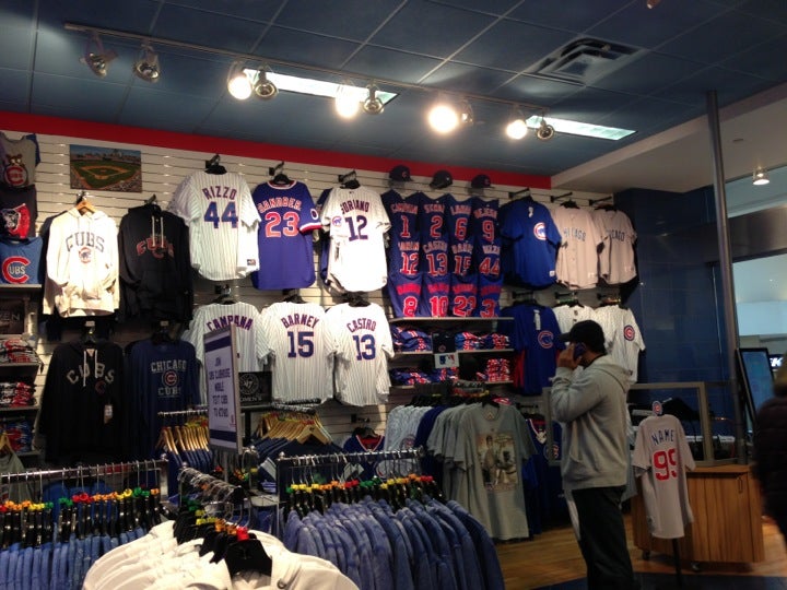 CHICAGO CUBS CLUBHOUSE SHOPS - 118 E Woodfield Mall, Schaumburg