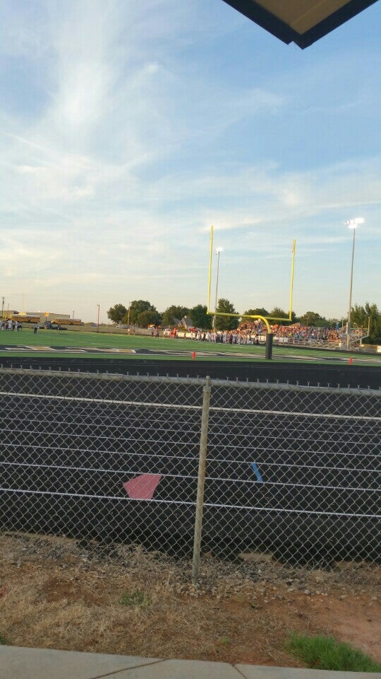 Henrietta Football Stadium, E Crafton St, Henrietta, TX, Stadiums