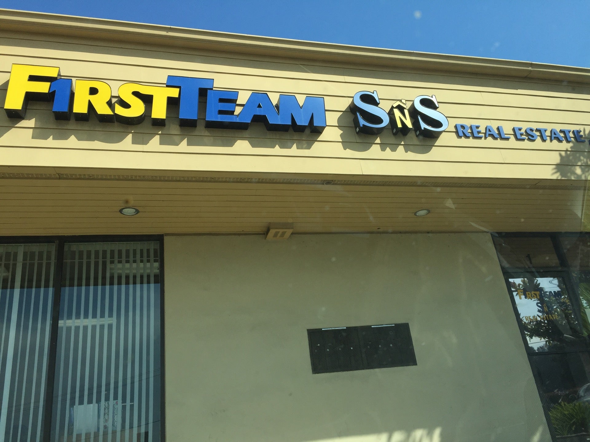 First Team Real Estate, 1950 S Brea Canyon Rd, Diamond Bar, CA