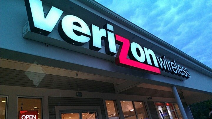 the nearest verizon near me