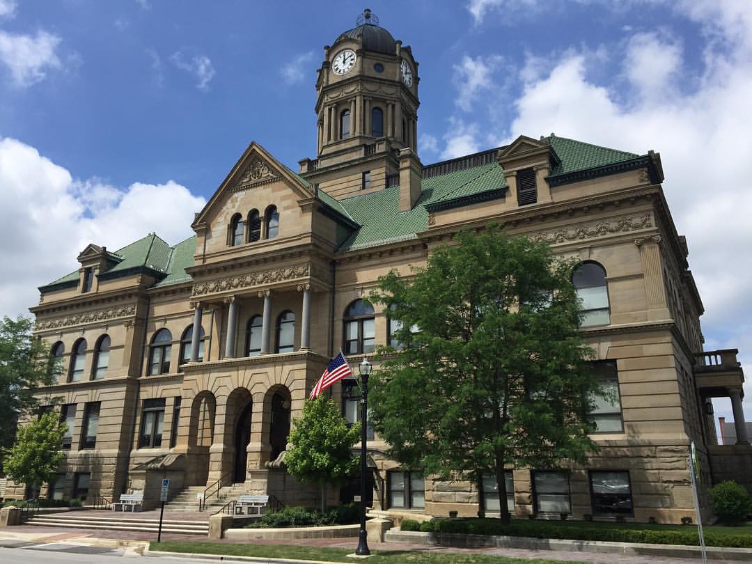 Auglaize County Title Department, 604 S Blackhoof St, #1 2, Wapakoneta 