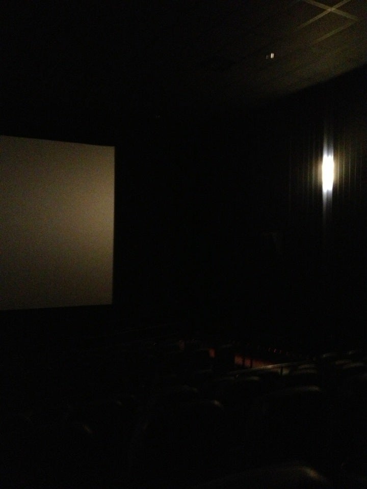 The Grand Theatre 14, 2315 Kaliste Saloom Rd, Lafayette, LA, Movie