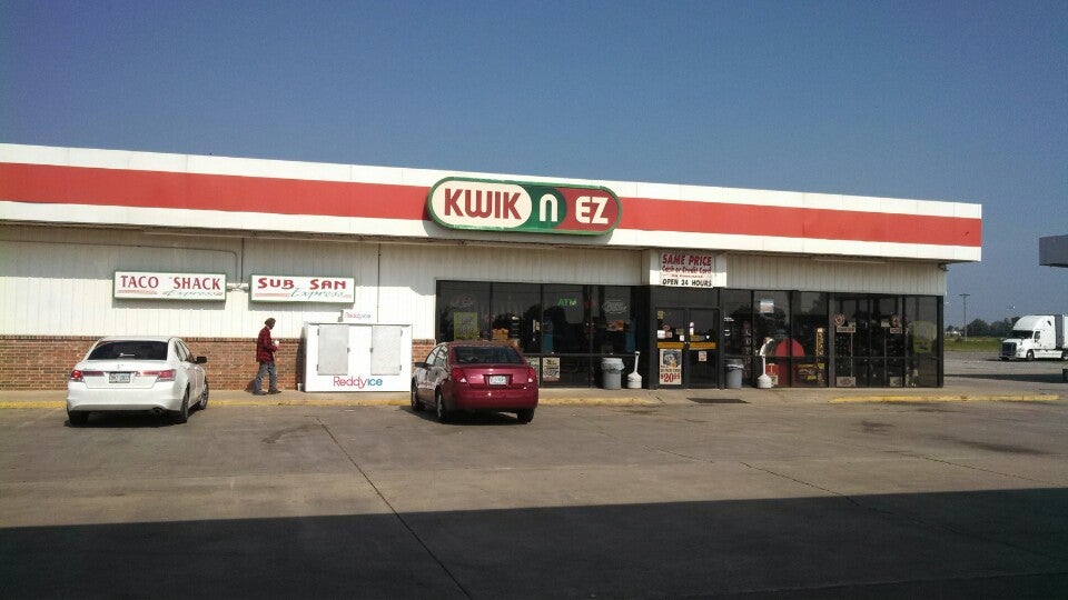 Kwik N EZ Truck Stop, 1201 Old Highway 69, Checotah, OK, Truck stops