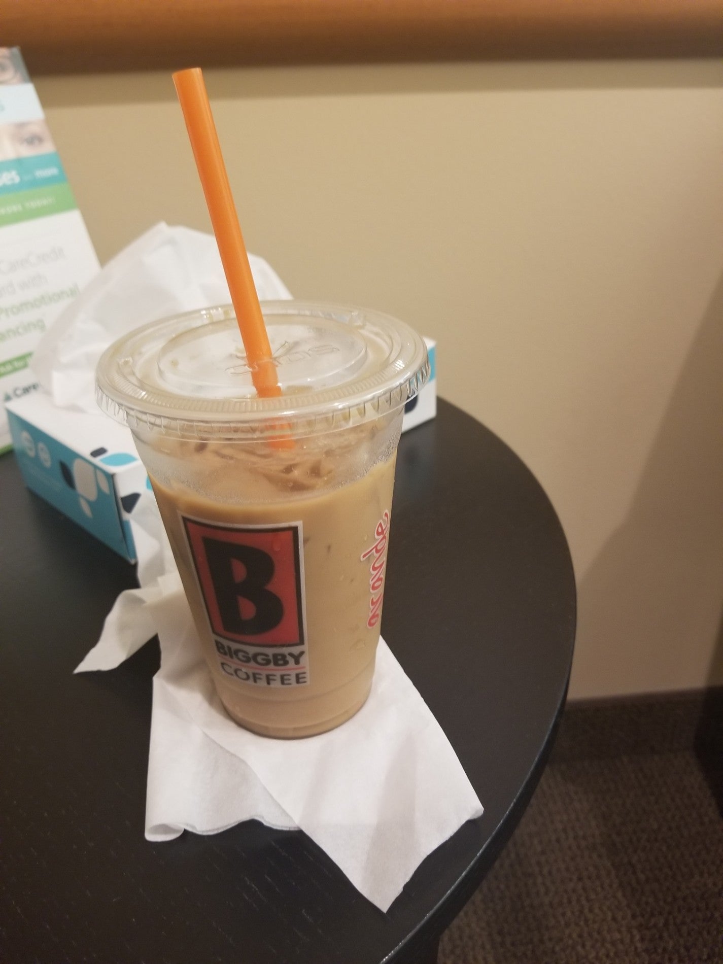 BIGGBY - Every Drink Tumbler with Straw - 20oz