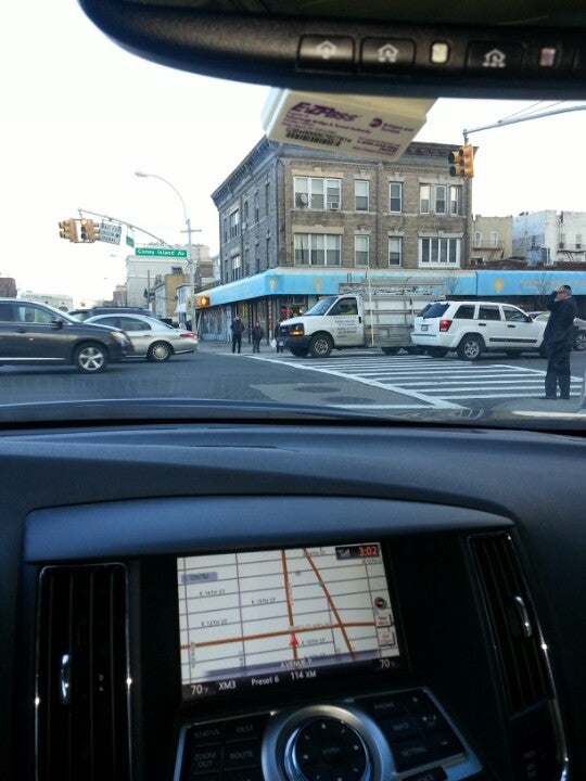 manhattan lighting coney island ave