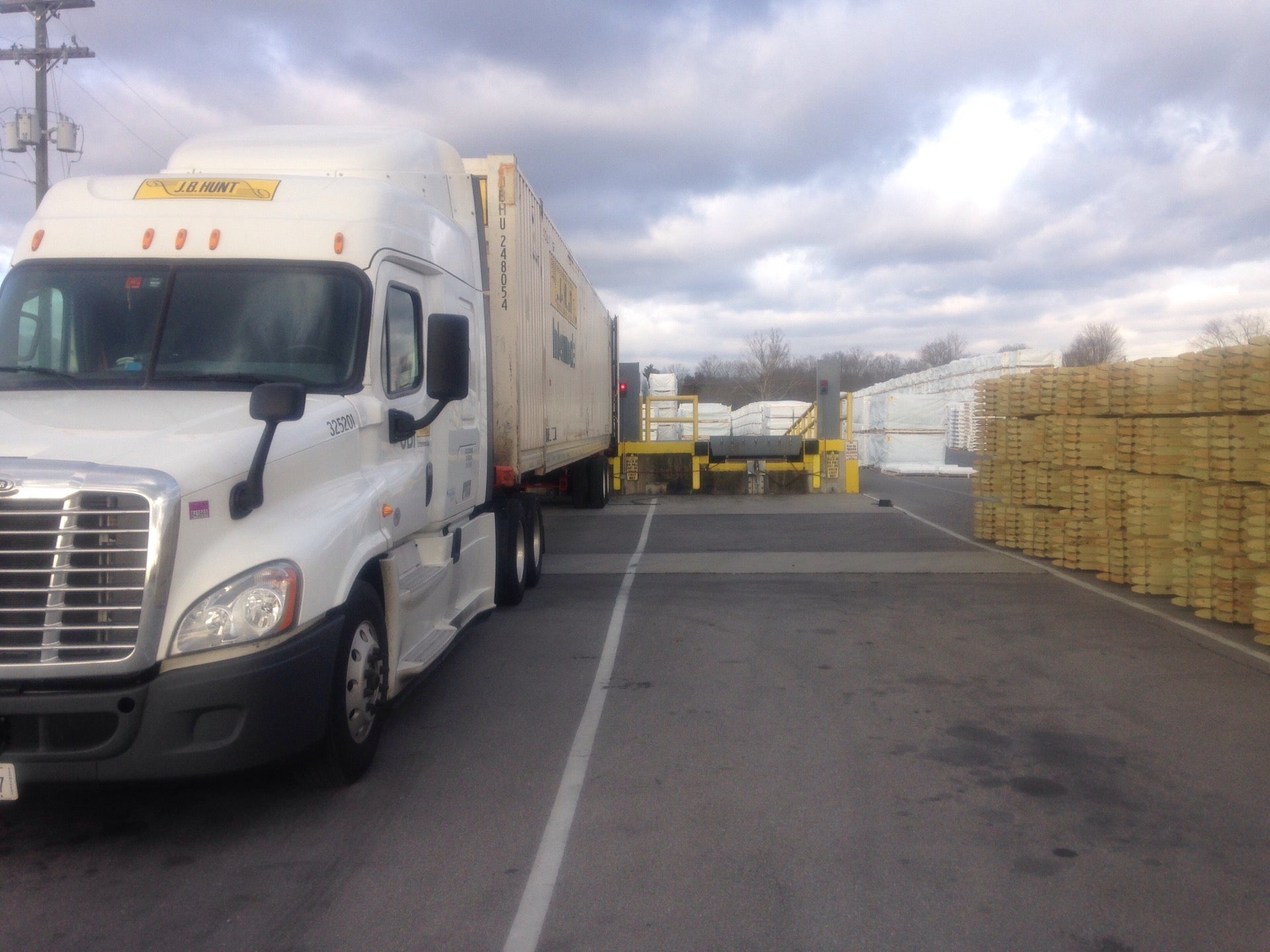 Barrette Outdoor Living, 740 N Main St, Bulls Gap, TN, Fence