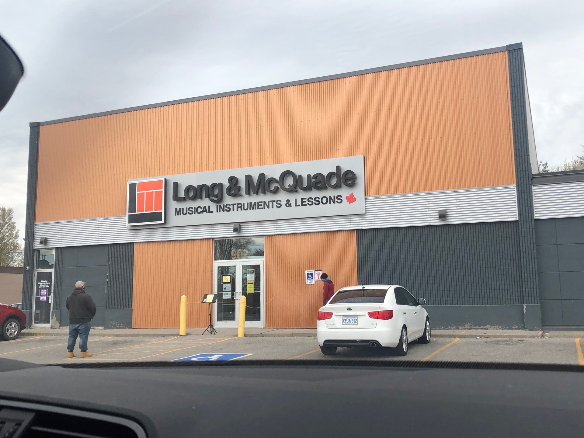 Long & McQuade Musical Instruments, 902 Simcoe St N, Oshawa, ON MapQuest