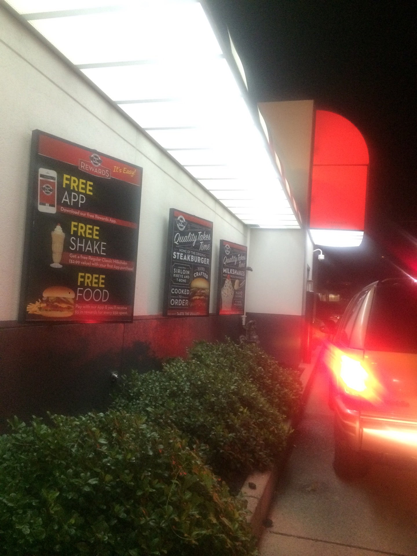 Order Steak 'N Shake (719 Myatt Drive) Menu Delivery【Menu & Prices】, Nashville