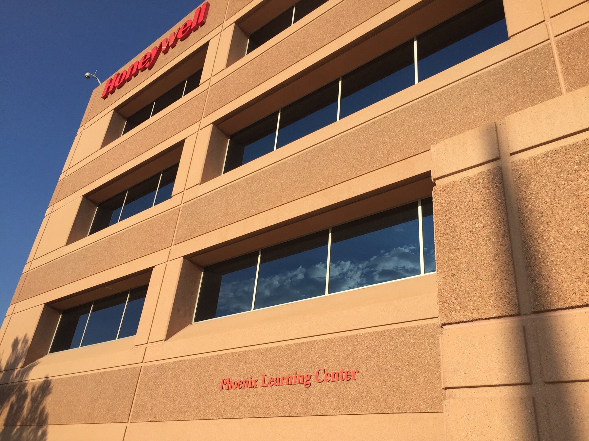 Honeywell, 1944 E Sky Harbor Cir N, Phoenix, AZ, Cafeterias MapQuest