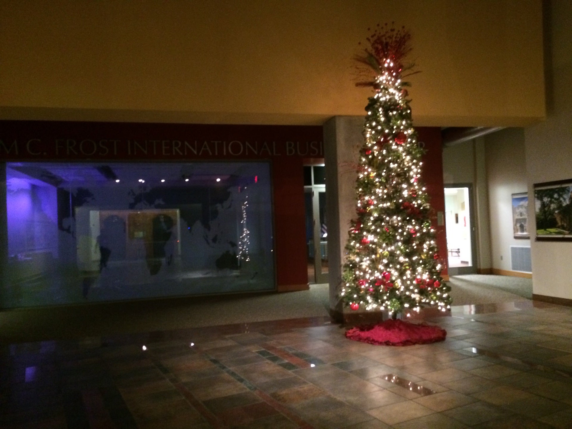 Convention & Visitors Bureau International Center, 203 S St Marys St