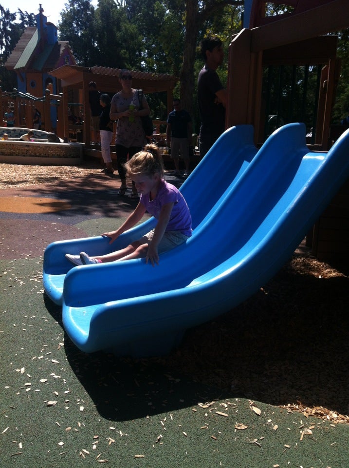 McKinley Village Playground, 601 Alhambra Blvd, Sacramento, CA - MapQuest