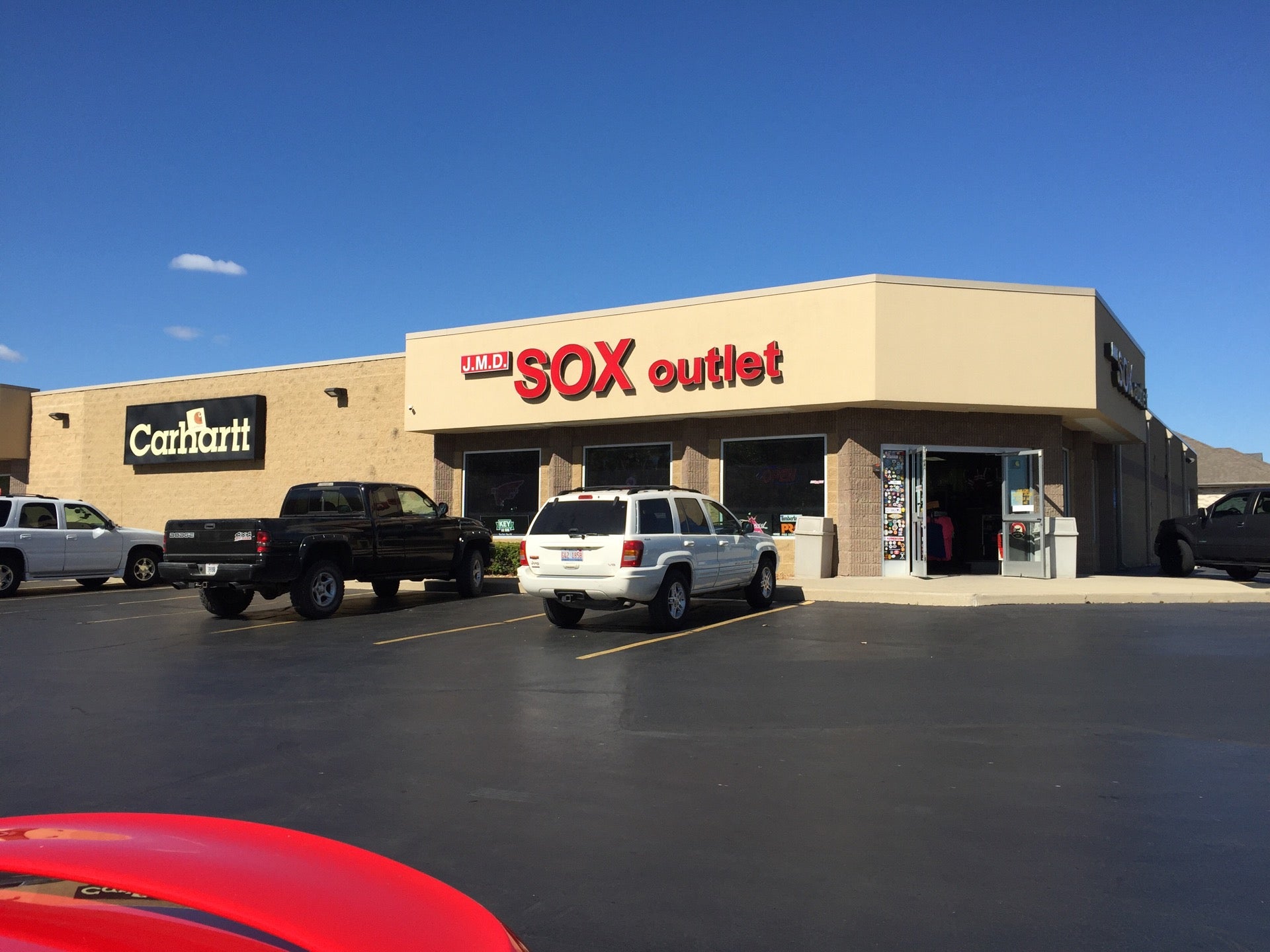 Sox JMD Outlet, 6220 159th St, Oak 