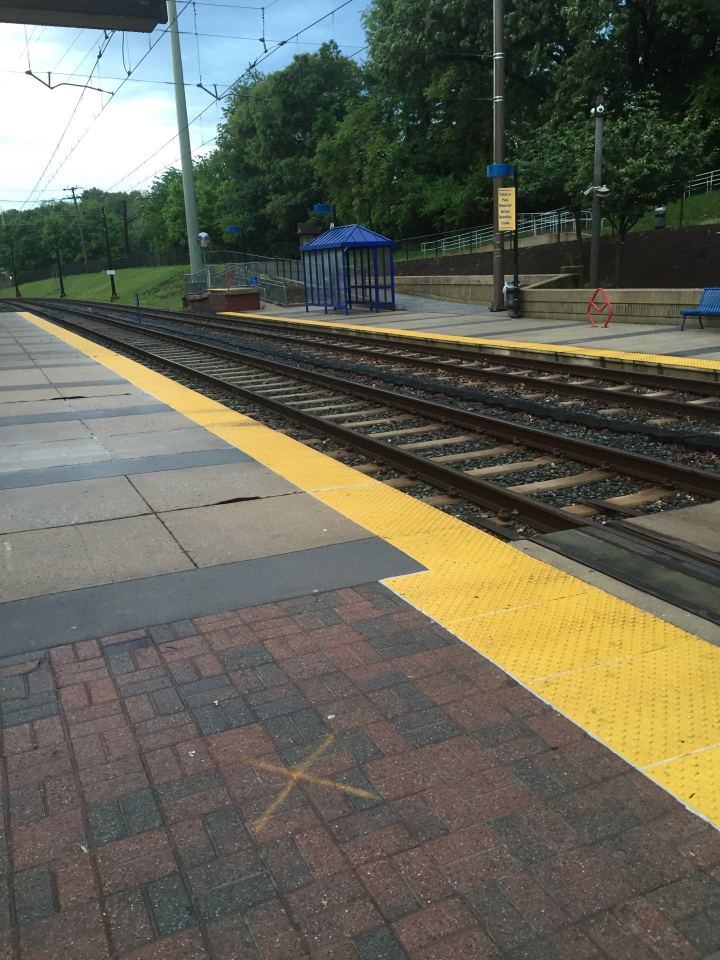 Linthicum Light Rail Station, 595 S Camp Meade Rd, Linthicum Heights