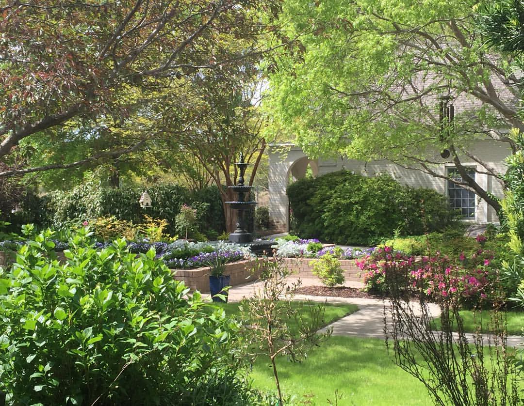 Spring Valley Presbyterian Church, 125 Sparkleberry Ln, Columbia, SC