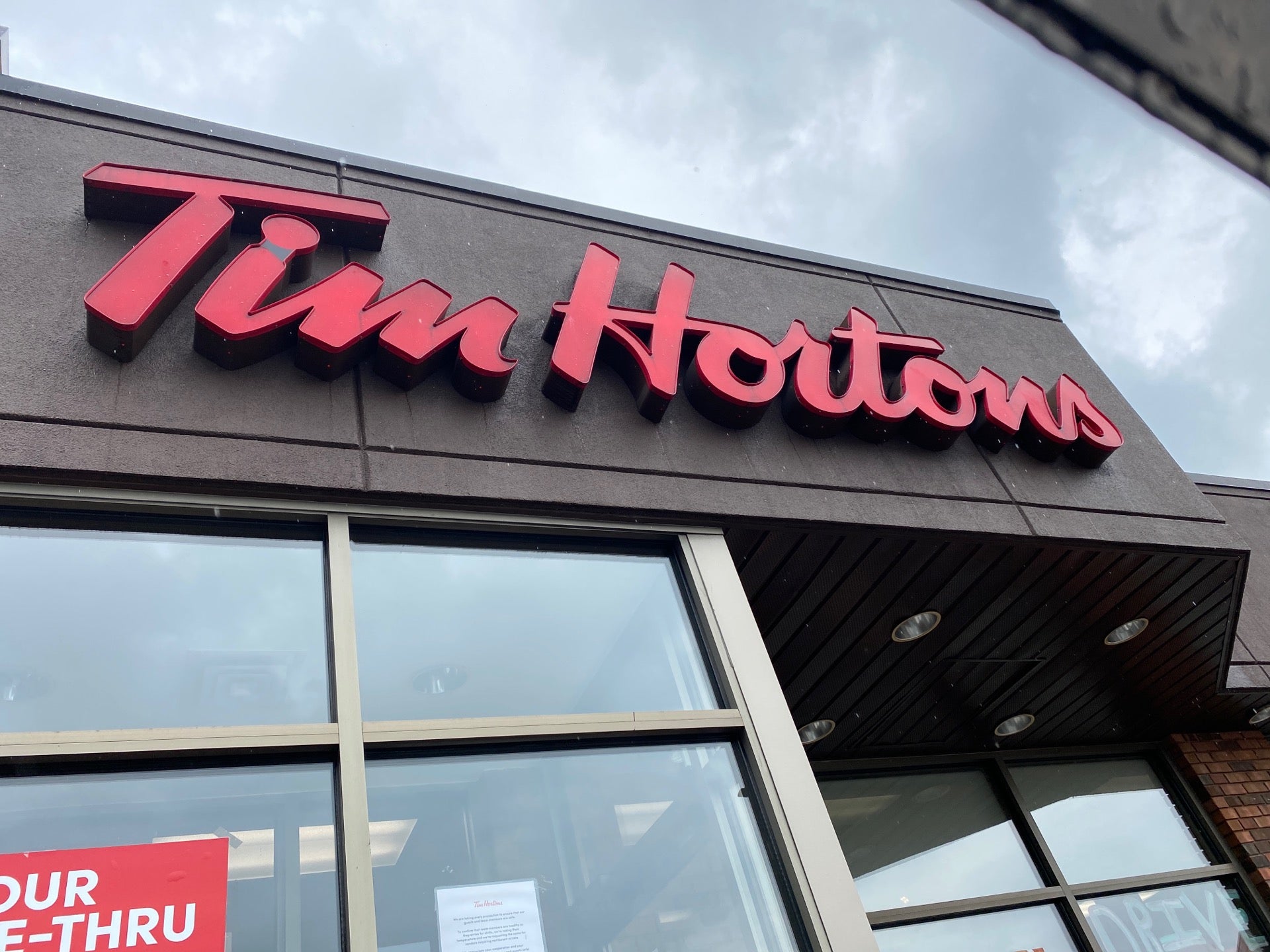 TIM HORTONS - 24 Photos - 1025 Kenmore Ave, Buffalo, New York