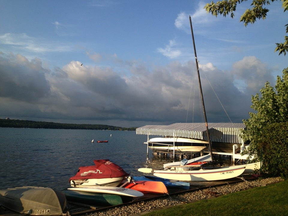 Indian Hills Pier, Fontana, WI MapQuest