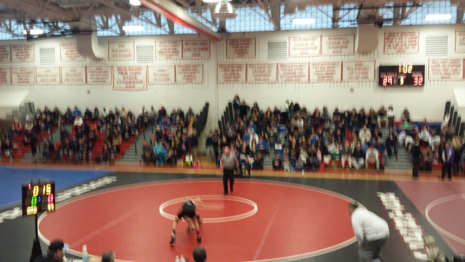 Center Moriches High School, 311 Frowein Rd, Center Moriches, NY