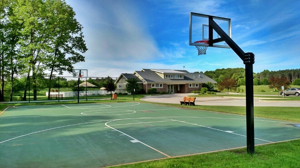 Duck Creek RV Resort, 1155 W Riley Thompson Rd, Fruitland Twp, MI