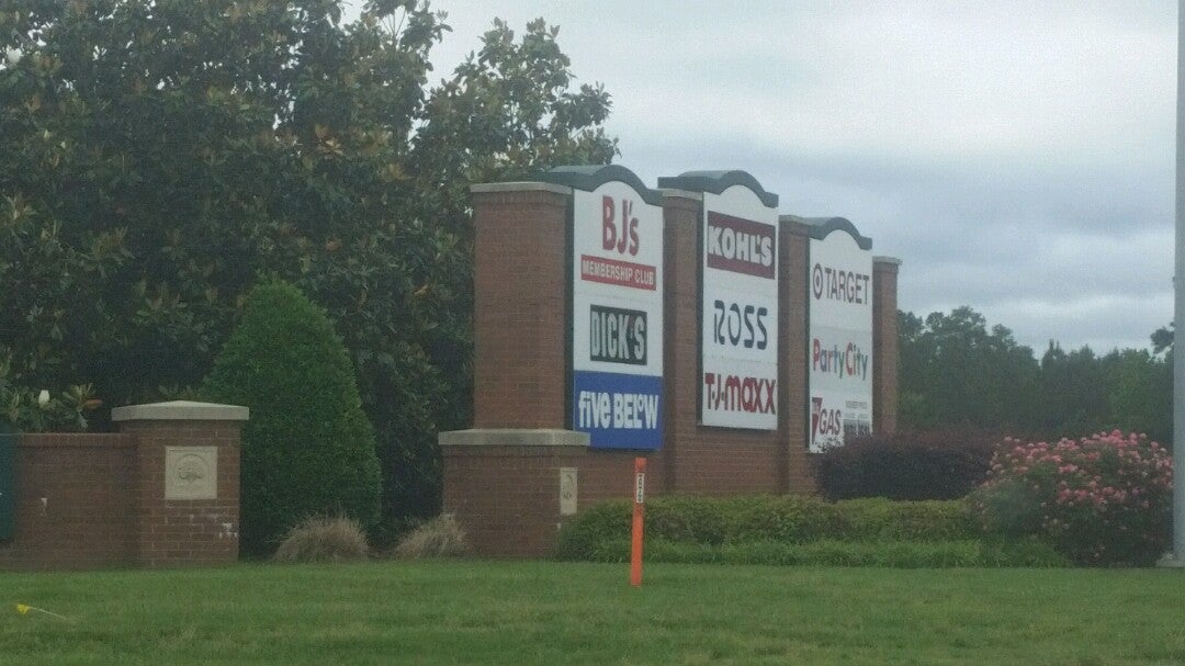 White Oak Shopping Center, 233 Shenstone Ln, Garner, NC MapQuest