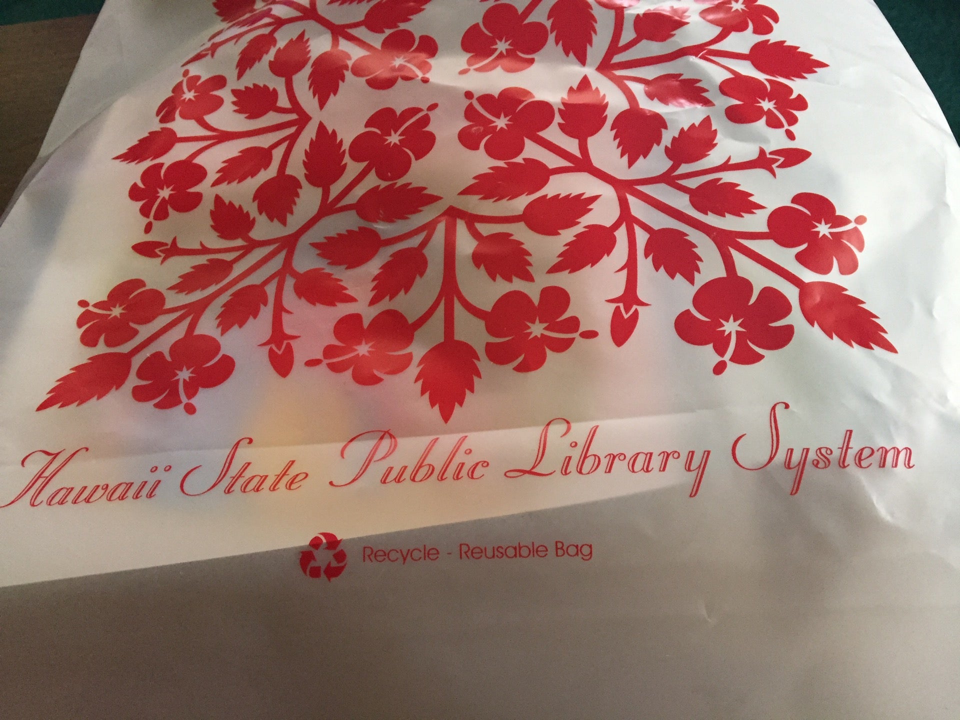 Hawaii State Public Library SystemDecorate a Book Bag