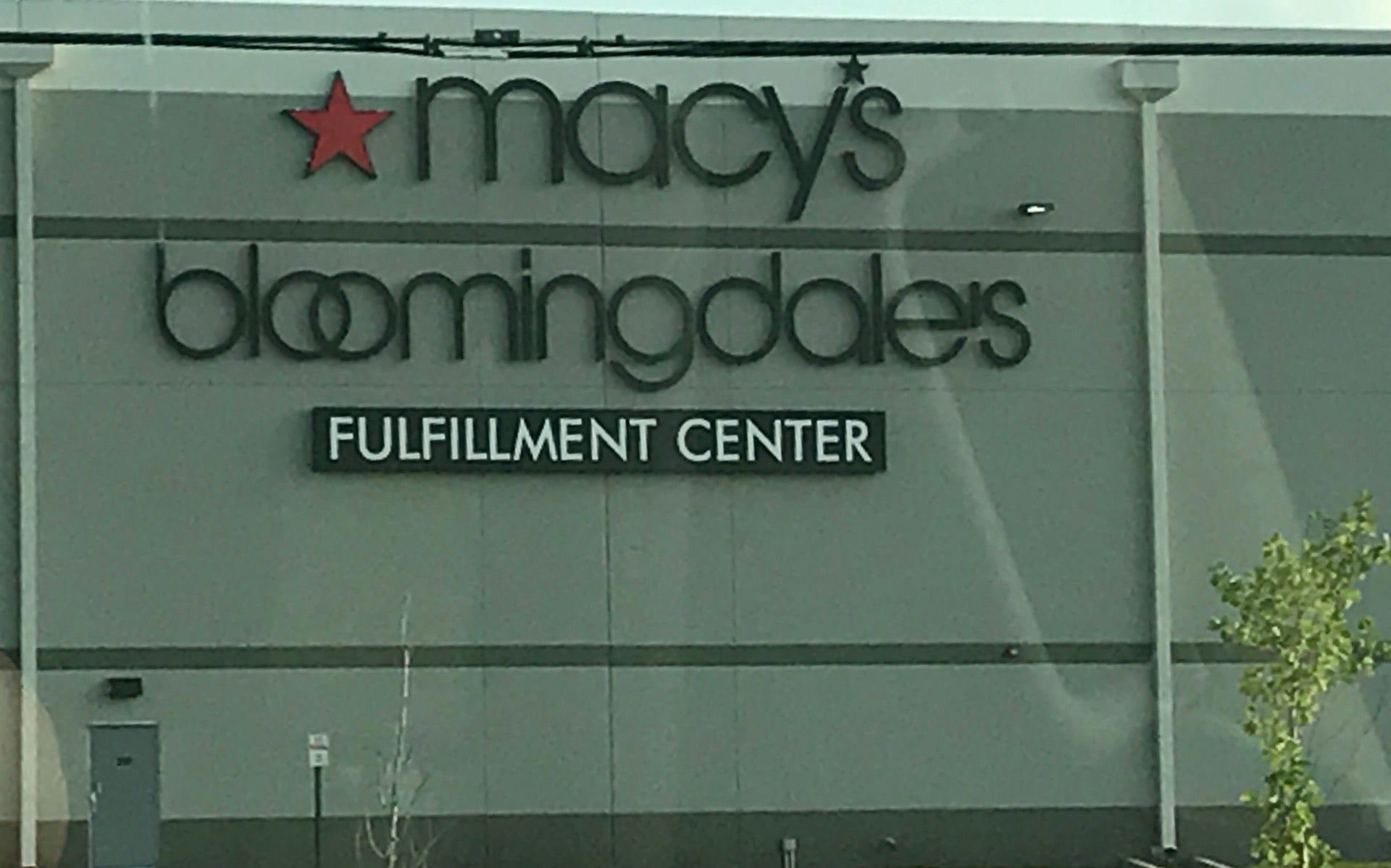Macy's Bloomingdales Fulfillment Center, 7120 E 76th St N, Owasso, OK
