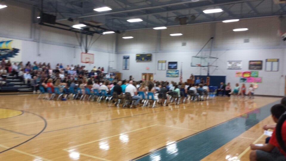 Lago Vista Middle School, 8039 BarK Ranch Rd, Lago Vista, TX, Schools