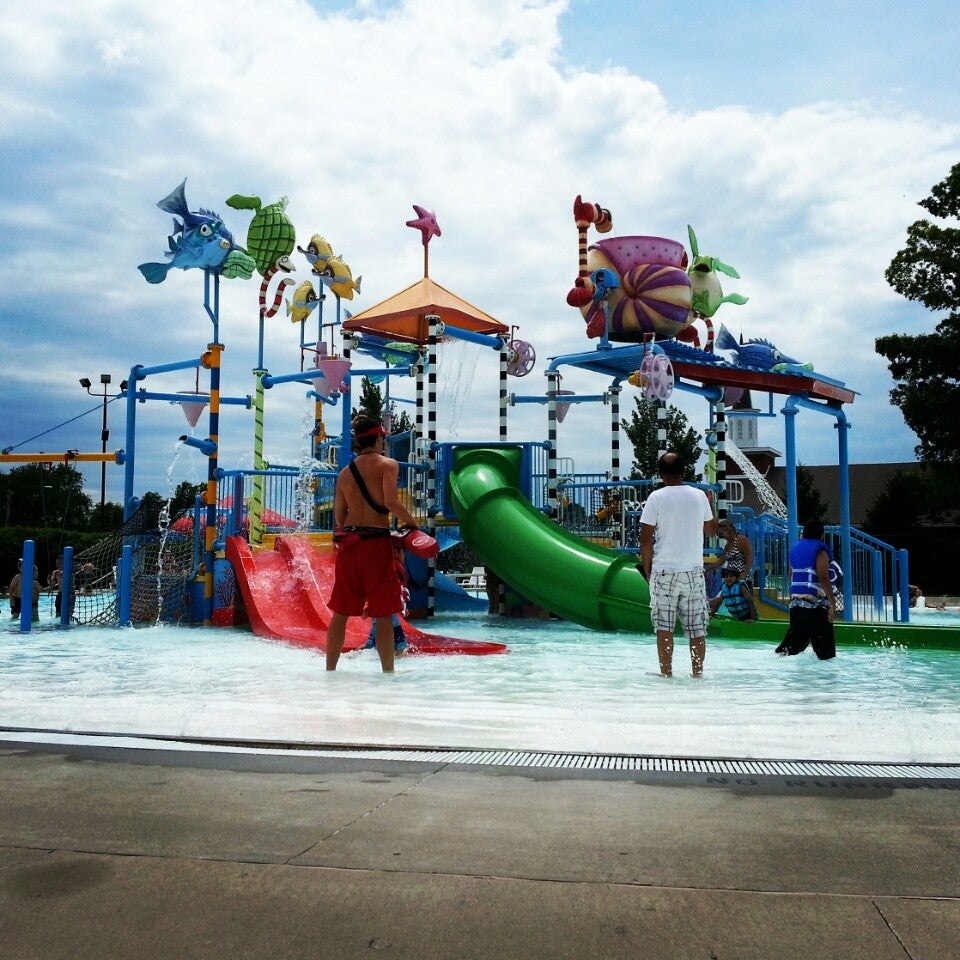 Splash Cove Jim Allen Aquatic Center, 5800 King St, Shawnee, KS