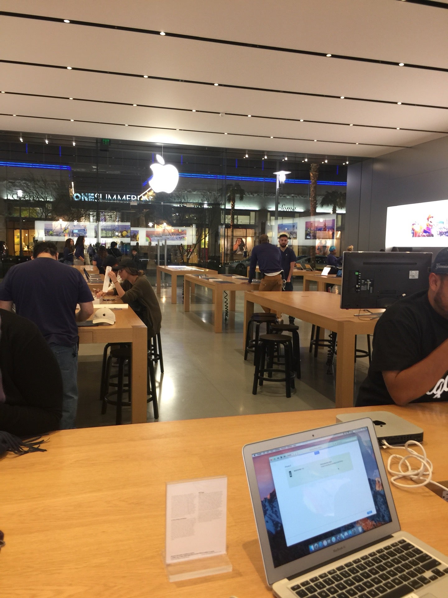 Mapstr - Shopping Apple Store, Summerlin Las Vegas - Apple, Geek