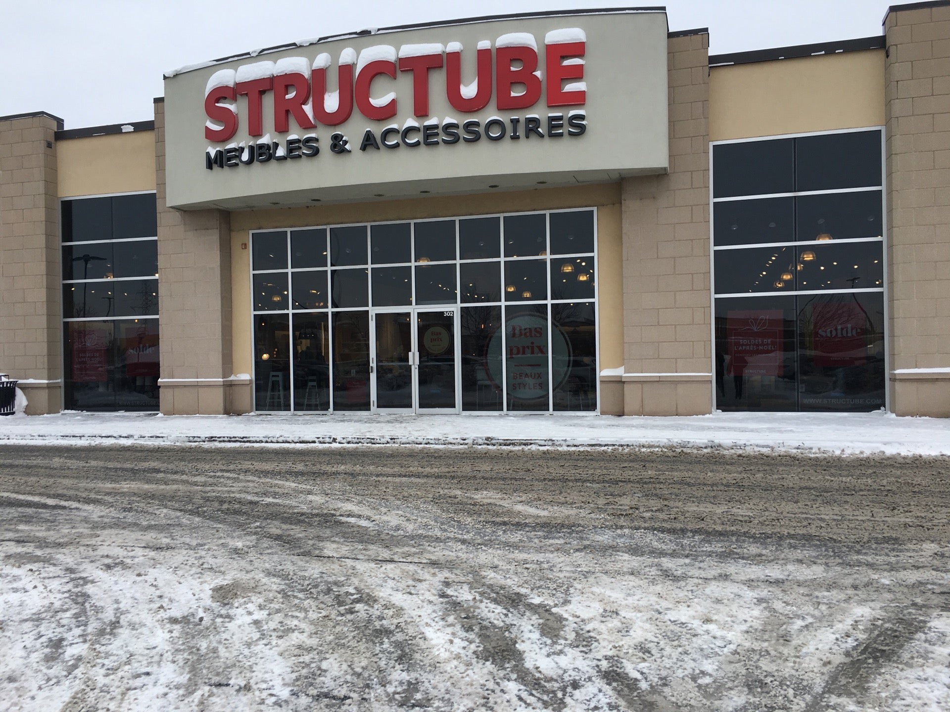 Structube, 584 Chemin de Touraine, Boucherville, QC - MapQuest