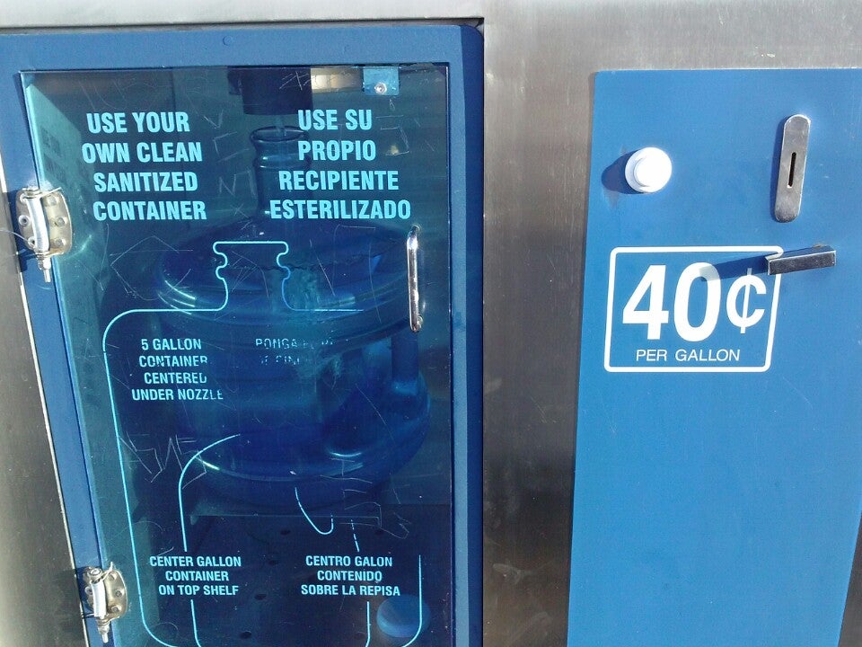 Simply Water, 1070 Gentry Way, Reno, NV, Water distilled mineral or