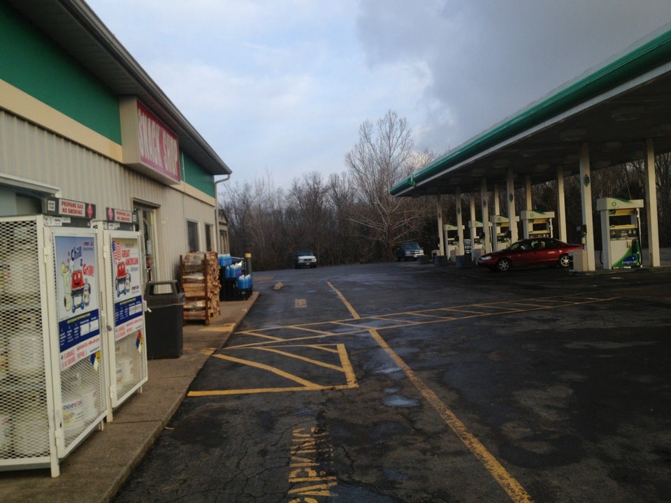 Barney's Gas & Mini Mart, 9217 Berry Rd, Bonne Terre, MO, Gas Stations