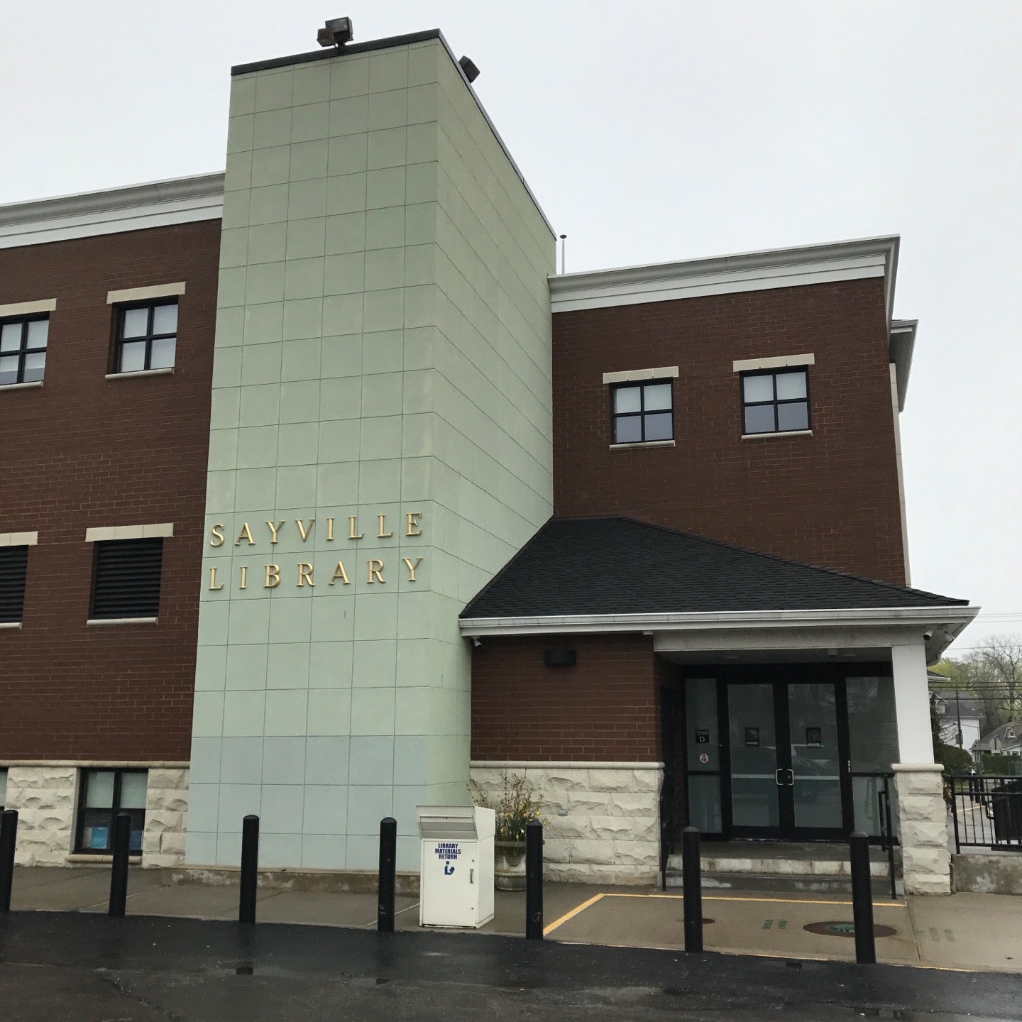 Sayville Library, 88 Greene Ave, Sayville, NY MapQuest