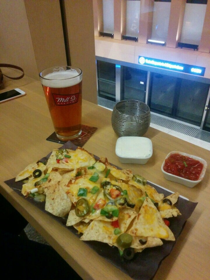 CIBC Upstairs Restaurant & Lounge