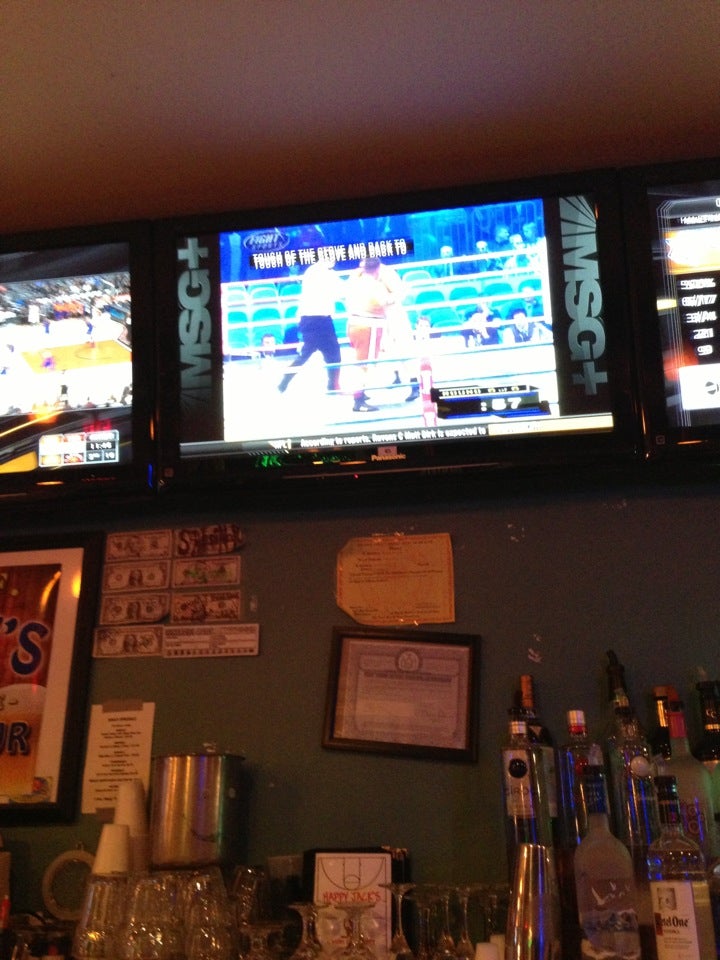 Happy Jack's Sports Bar & Grill, 171 Temple Hill Rd, New Windsor, NY