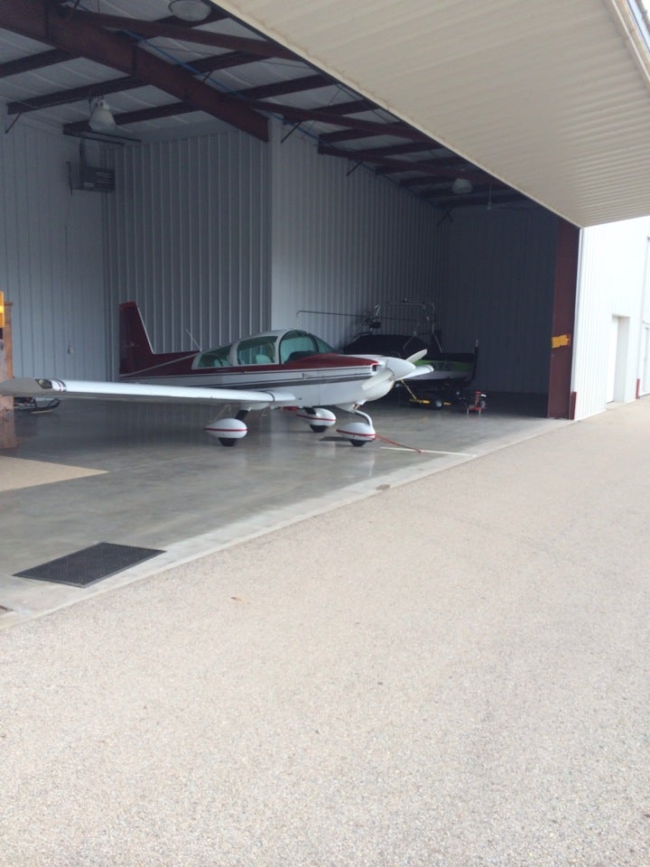 Middleton Municipal Morey Field (C29), 8300 Airport Rd, Middleton, WI