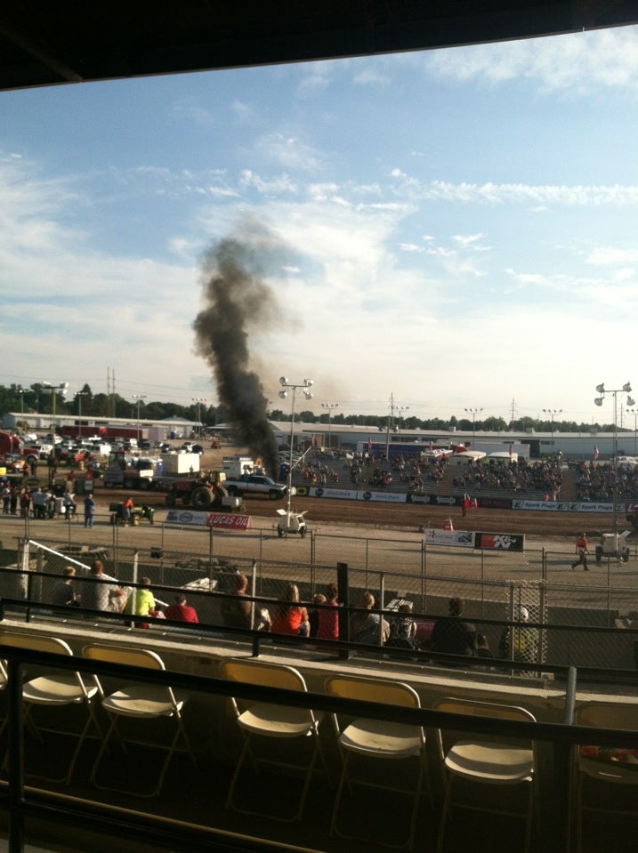 The Grandstand, 5600 McKinley Pkwy, Hamburg, Town of, NY, Entertainment