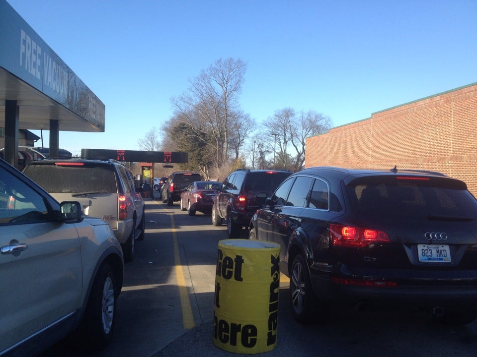 Campbell Lane Express Car Wash, 1550 Campbell Ln, Bowling Green, KY